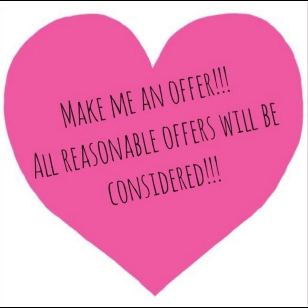 Meet your Posher, Tee